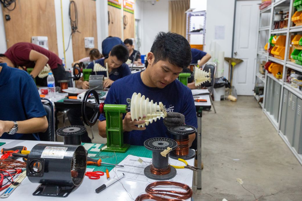 เรียน พันมอเตอร์ 9"