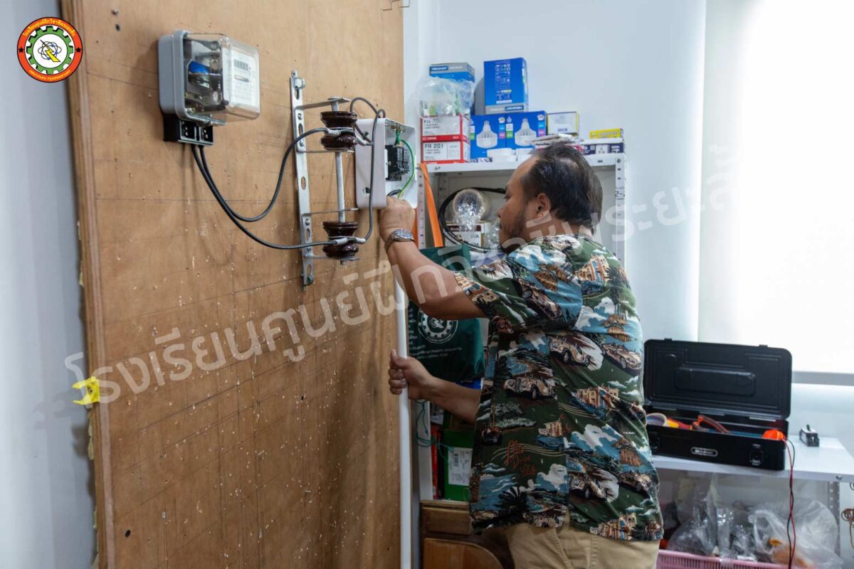 บรรยากาศการเรียน EV (4)"